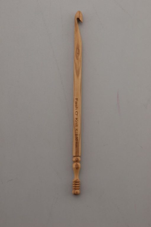 15mm wooden Crochet Hook